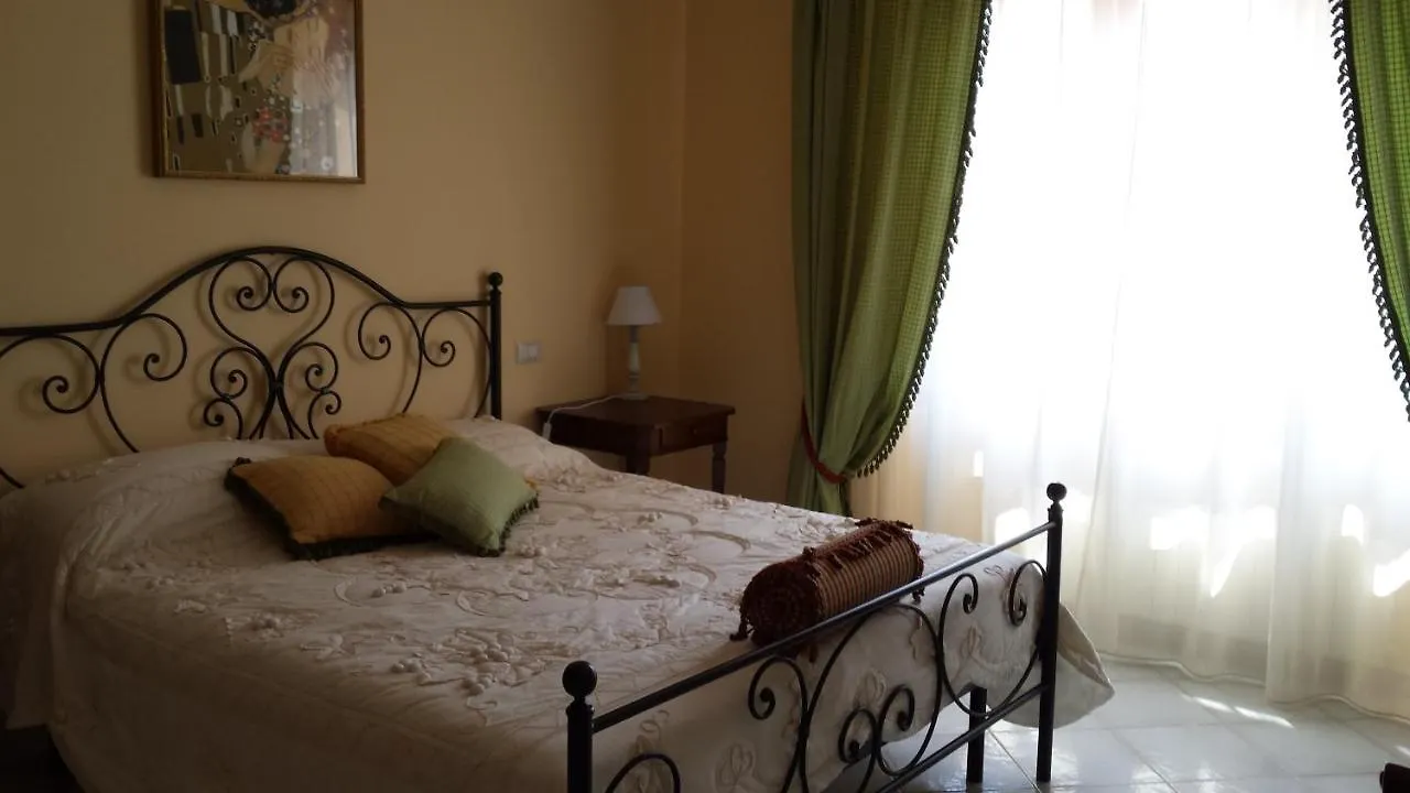 Villa Rafael Capoterra Bed & Breakfast